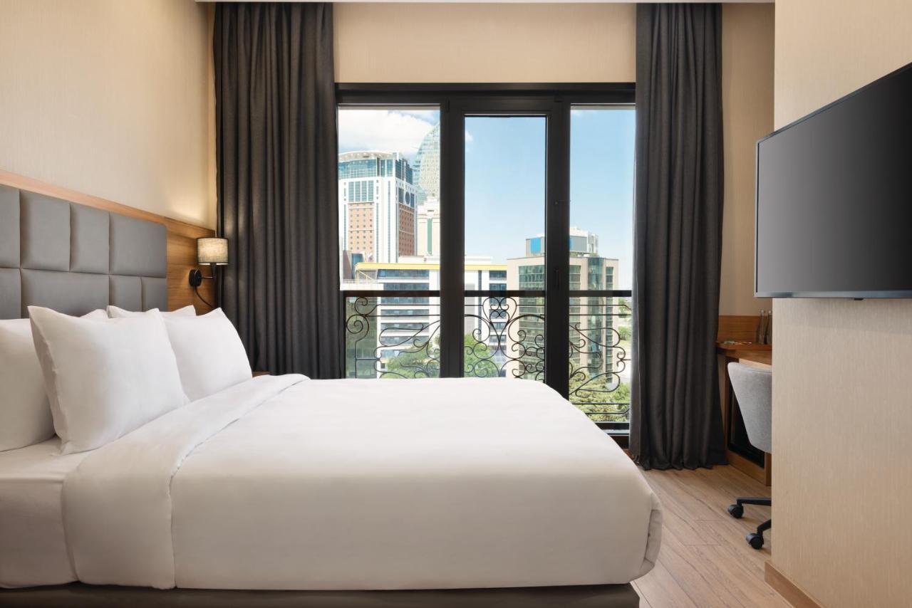 Tryp By Wyndham Istanbul Atasehir Hotel Exterior photo