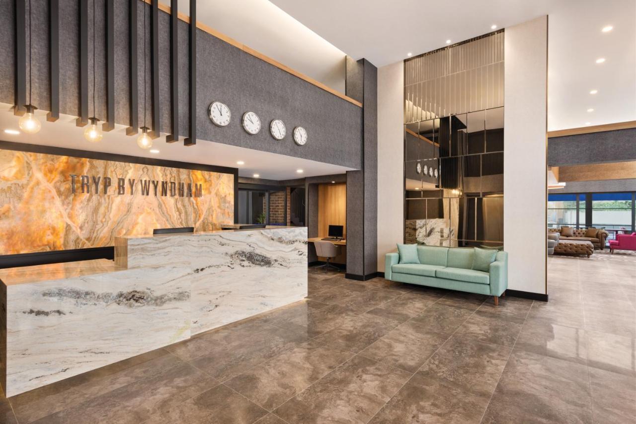 Tryp By Wyndham Istanbul Atasehir Hotel Exterior photo